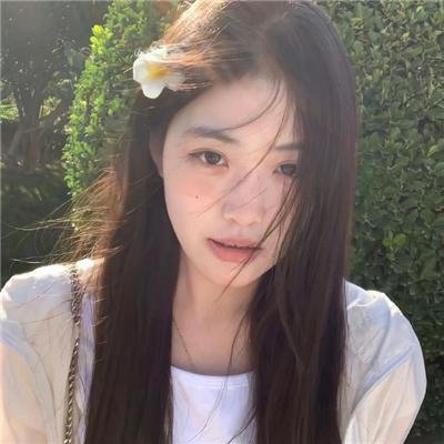传闻中的女人